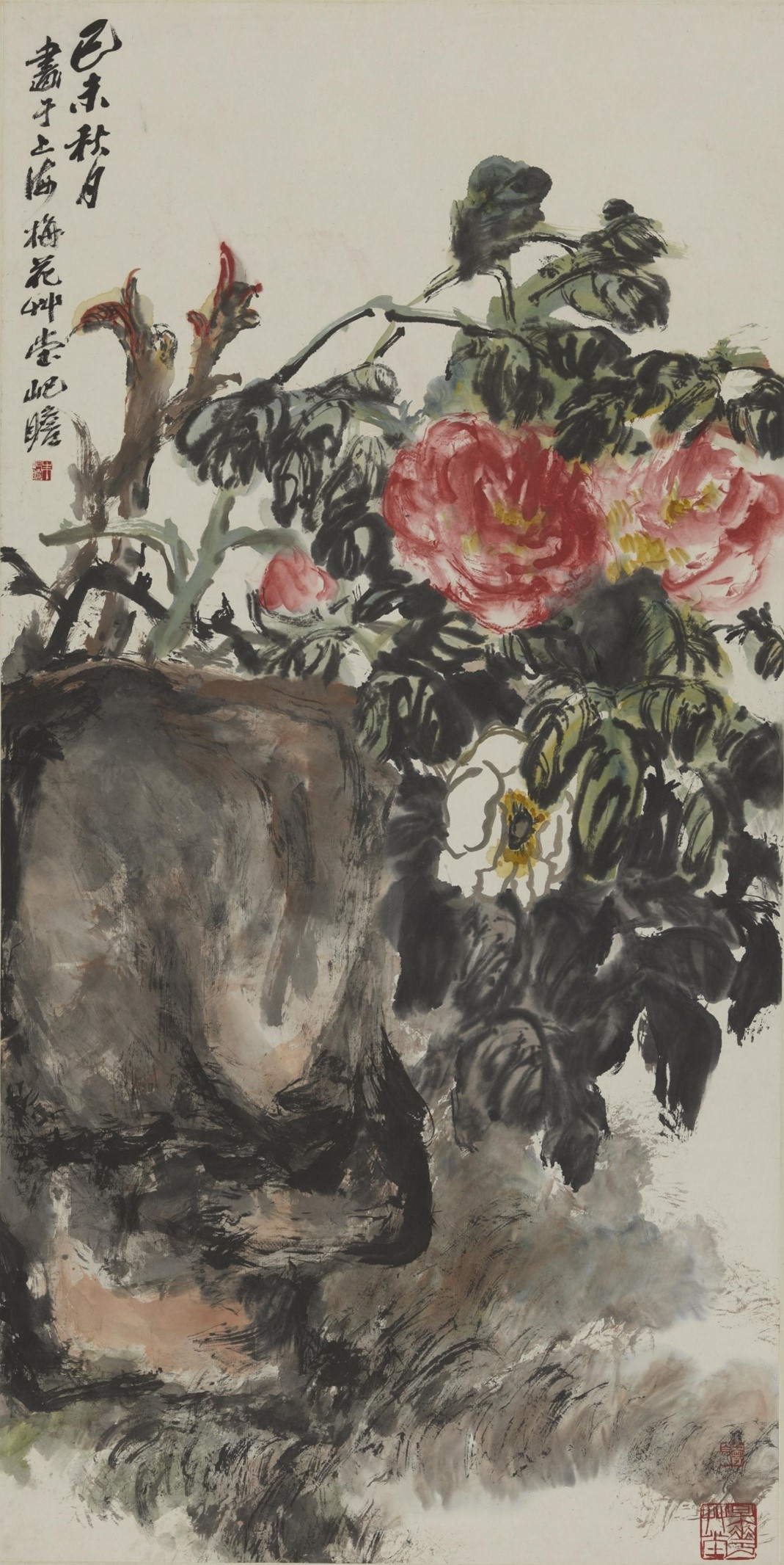 <h2>牡丹</h2><p>作者：朱屺瞻（1892-1996）</p><p>创作年代：1979年</p><p>规格：135.2cm×68cm</p><p>品类：中国画</p>